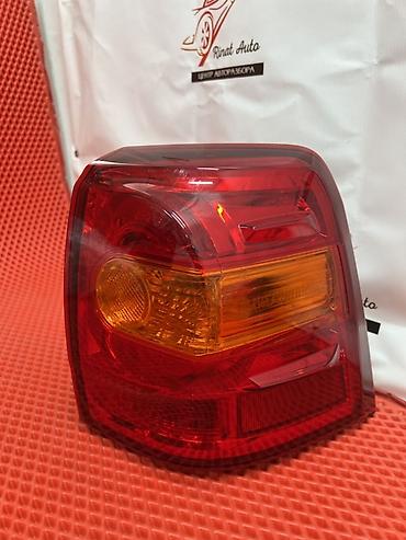 200: Задний правый стоп-сигнал Toyota 2012 г., Б/у, Оригинал, Япония — 4