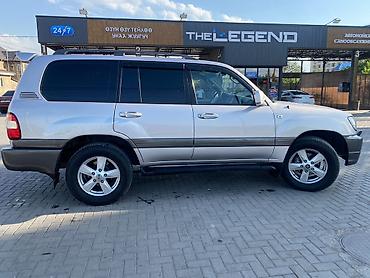 Toyota Land Cruiser: 2004 г., Автомат, Газ, Внедорожник