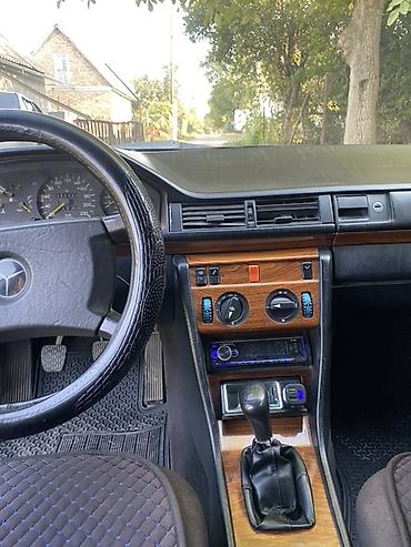 mercedes benz e 200: Mercedes-Benz W124: 1991 г., 2 л, Механика, Бензин, Седан — 7
