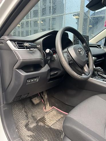 Toyota: Toyota RAV4: 2020 г., Автомат, Бензин, Кроссовер at lalafo.kg — 10 Toyota: Toyota RAV4: 2020 г., Автомат, Бензин, Кроссовер — 10