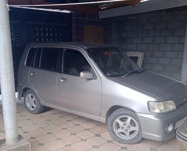 Nissan: Nissan Cube: 1999 г., 1.3 л, Автомат, Бензин