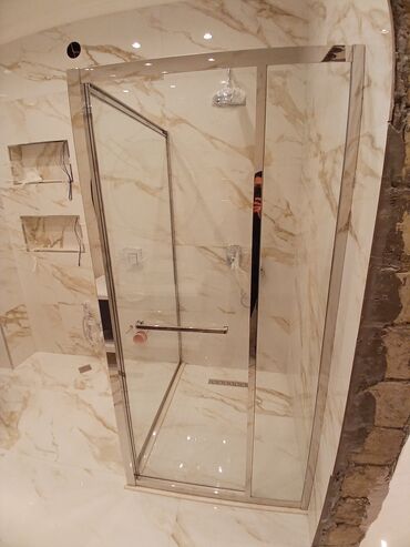 Duş kabinaları, arakəsmələr: Yeni Arakəsmə, Künc üçün, Ödənişli çatdırılma — 11