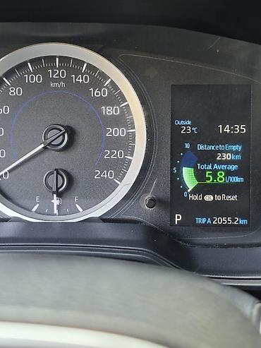 трактор кредит: Toyota Corolla: 2020 г., 1.8 л, Автомат, Гибрид, Седан — 8