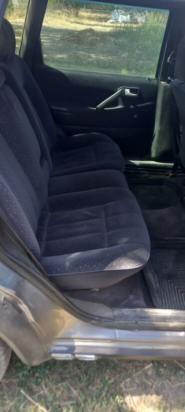 домкрат воздушный: Volkswagen Passat: 1993 г., 2 л, Механика, Бензин, Универсал