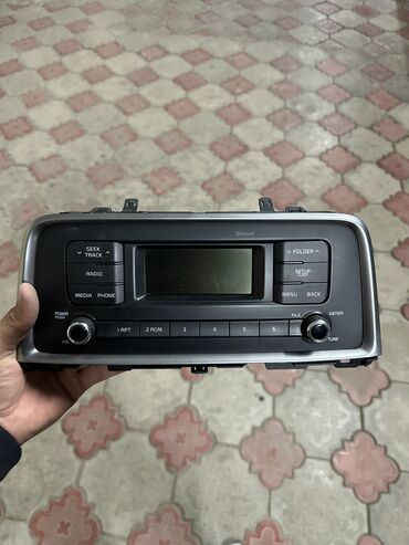 наклейки для автомобиля: Заводской штатный монитор киа к5 2018г 3000 сом телефон