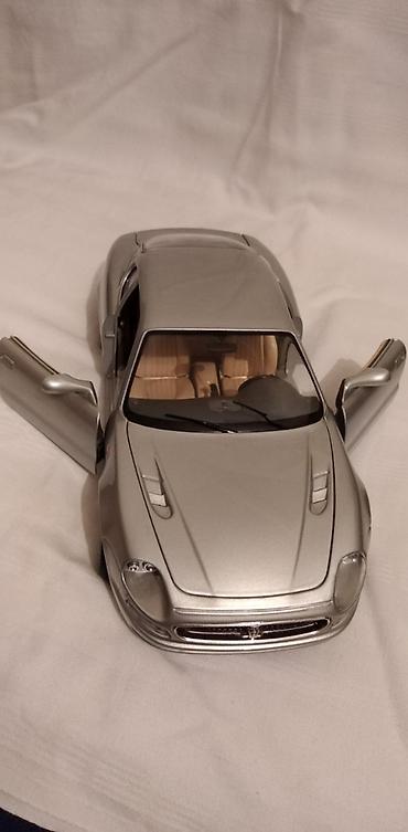 rc servo: Burago Maserati 3200 GT,Italy. Fali staklo d.fara — 3