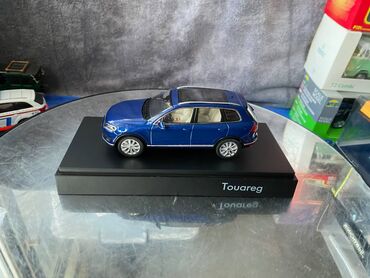 Avtomobil modelləri: 2015 il, 1:43, Dəmir, Ödənişli çatdırılma — 28