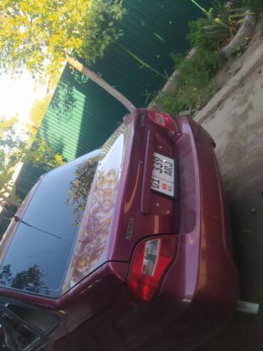 продам срочно машину: Daewoo Nexia: 2010 г., 1.5 л, Механика, Бензин, Седан