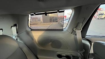 Kia: Kia Carnival: 2017 г., 2.2 л, Автомат, Дизель, Минивэн — 31