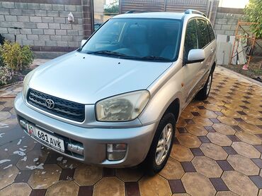 машины за 4000 долларов: Toyota RAV4: 2003 г., 2 л, Механика, Бензин, Кроссовер