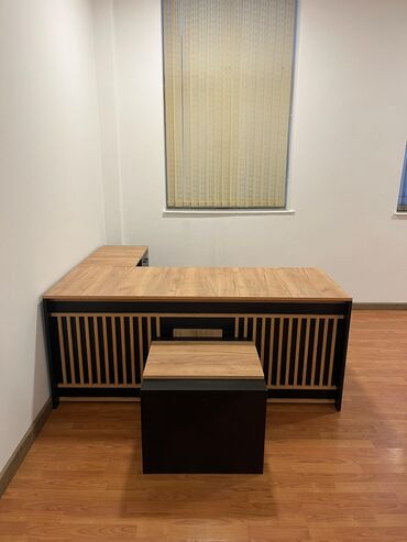 столы для колл центра: ✅Stokda: 15 ədəd var ✅Yenidir! qiymət real öz qiymətidir!