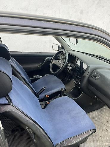 Транспорт: Volkswagen Golf: 1993 г., 1.6 л, Механика, Бензин, Хэтчбэк — 5