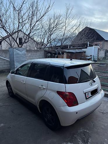 Toyota: Toyota Ist: 2003 г., 1.5 л, Автомат, Бензин, Хэтчбэк — 5