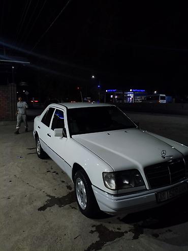 Mercedes-Benz W124: 1994 г., Седан