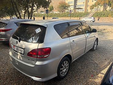 bmv 525: Toyota Ipsum: 2002 г., 2.4 л, Автомат, Бензин, Минивэн — 5