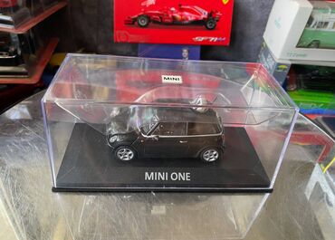 Avtomobil modelləri: BMW, 2001 il, 1:43, Dəmir, Ödənişli çatdırılma — 16