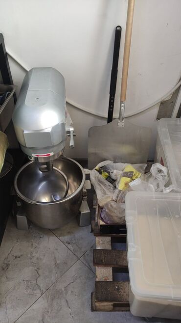 Рестораны, кафе: Продаётся готовый бизнес — суши-бар 📍 Аламедин-1, проспект Ленина 5 — 7