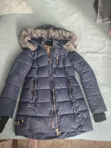 зимние женские куртки купить бишкек: Пуховик, L (EU 40)