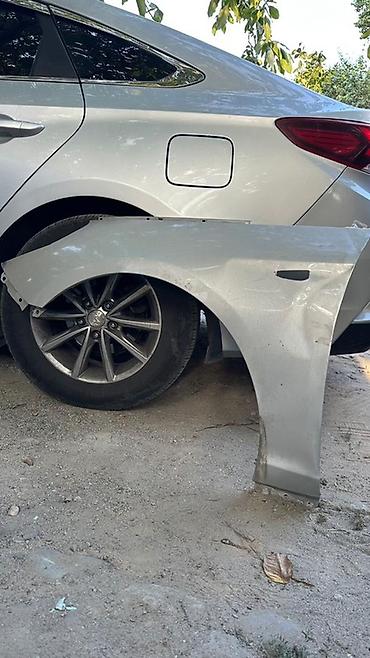 Транспорт: Левое переднее крыло Hyundai Sonata — 6 000 сом Продаю левое переднее — 3