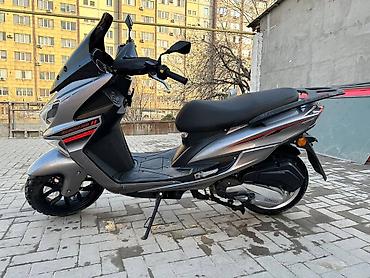 Скутеры: Тип скутера 150 куб. см, Бензин, Б/у — 3