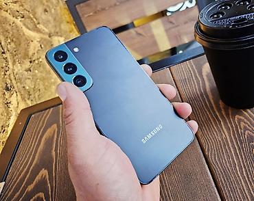 Samsung Galaxy S22, Б/у, 128 ГБ, цвет - Синий, 2 SIM