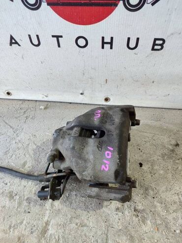 ось прицеп: Суппорт Audi A4 B6 2 2003 перед. прав. (б/у) ХОДОВАЯ ЧАСТЬ -