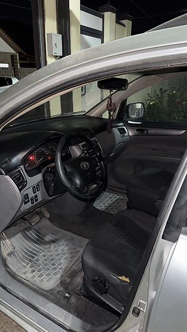 rav 4 2002: Toyota Avensis Verso: 2002 г., 2 л, Автомат, Бензин, Минивэн — 4