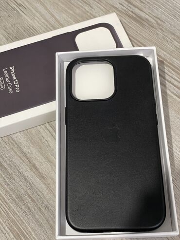 Чехлы: Кожаный чехол для iPhone 13 Pro
В новом состоянии,не пользовался