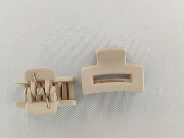 ozdobne paski do sukienek: Hair clip, Female, condition - Perfect