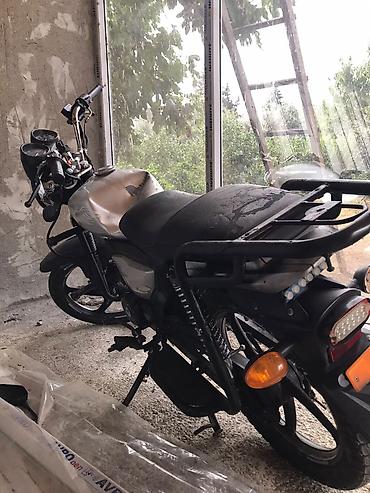 Mopedlər,skuterlər: Satılır təcili sənti zad varr 80 cc di. gedməyinə sözz olaa bilməz — 7