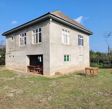 Həyət evləri və villaların satışı: Astara rayonunun Səncərədi kəndində yolun kənarında Futbol stadionun -da lalafo.az — 5 Həyət evləri və villaların satışı: Astara rayonunun Səncərədi kəndində yolun kənarında Futbol stadionun — 5