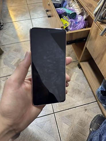 Samsung: Samsung Galaxy S24 FE, цвет - Белый — 9