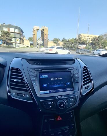 Мониторы: Hyundai Elantra 2014 2015 servis usten çıxma manitor