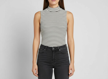 ubrania z jamnikiem: New Look, Women`s body, size S