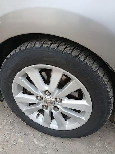 Toyota: Toyota Auris: 2008 г., 2 л, Механика, Дизель, Хэтчбэк — 1