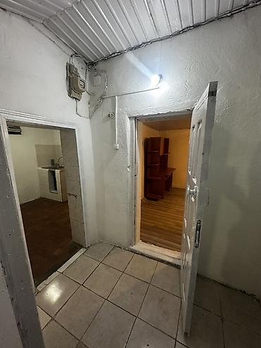 на короткий срок: 30 м², 1 комната, Ак-Орго ж/м, Семейным — 6
