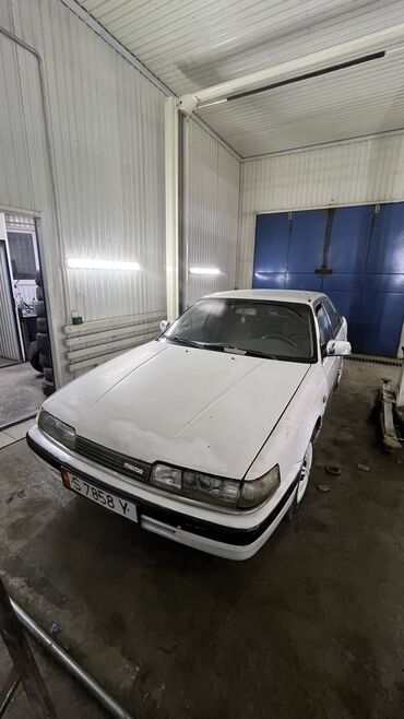 Mazda: Mazda 626: 1989 г., 2 л, Механика, Бензин, Хэтчбэк