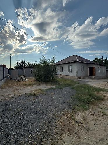 Продажа коттеджей и домов: Продается уютный дом 4 комнат Площадь 100м2 Дом кирпичный Санузел — 8