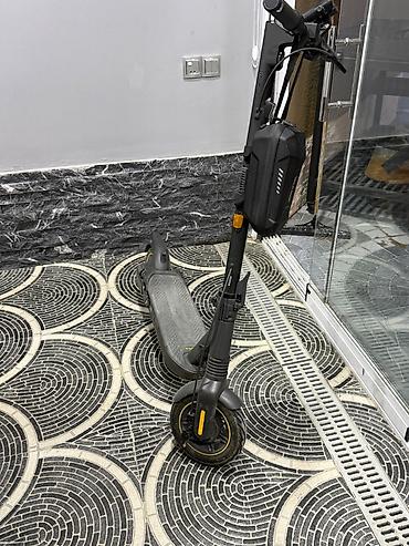 ninebot g30: İşlənmiş Elektrik samokat 10", 501 - 750 Vt, 26 - 35 km/s, Ünvandan götürmə — 5