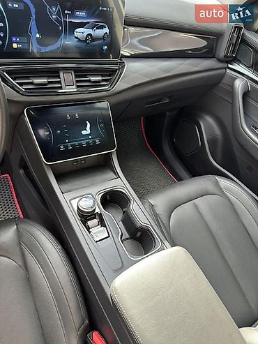 Weltmeister: Weltmeister W6, 2022 г., 98000 км, Передний, В наличии at lalafo.kg — 11 Weltmeister: Weltmeister W6, 2022 г., 98000 км, Передний, В наличии — 11