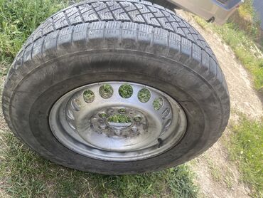 Колеса в сборе: Колеса в сборе 235 / 65 / R 16, Зима, Б/у, 1 шт, Легкий коммерческий транспорт (C/LT), Железные, отверстий - 6
