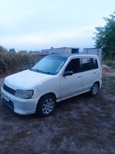 автомобили степ: Nissan Cube: 2000 г., 1.3 л, Автомат, Бензин