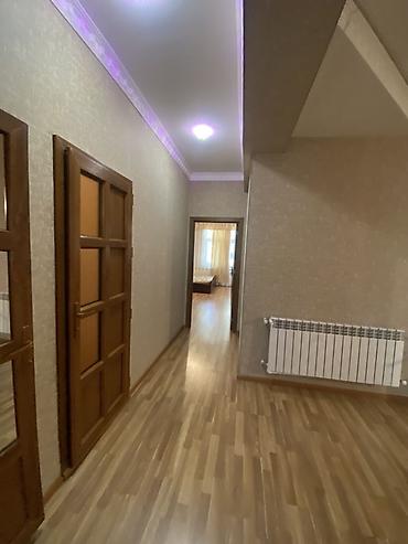 Uzunmüddətli kirayə mənzillər: Mənzil – geniş və işıqlı planlaşdırma - Plan: Daxildən koridora — 9