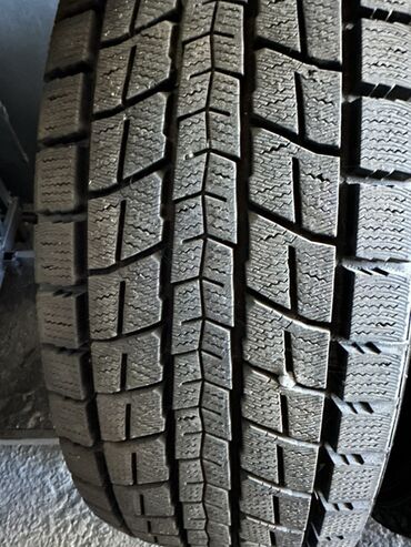 Шины: Шины 235 / 60 / R 18, Зима, Комплект, Легковые, Dunlop