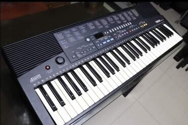 Синтезаторы: Yamaha PSR, аккомпанемент, чувствительные клавиши, отличное состояние