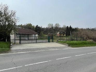 Magacini i radionice: U našoj ponudi su dva nova objekta na 15 ari placa - kancelarijski — 3