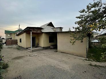 Продажа коттеджей и домов: Продается 4‑комнатный дом Локация: ж/м Арча‑Бешик - Коммуникации — 17