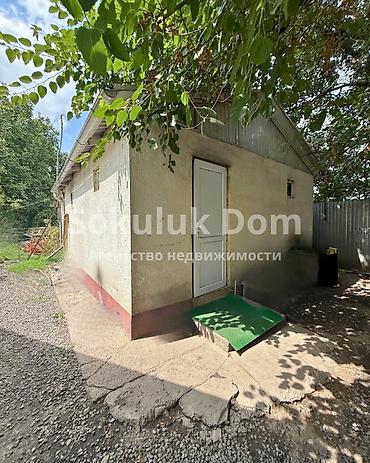 the level: 🏠Продается дом в с. Сокулук 🟡Комнаты: 3 🟡 Участок: 8 соток (по факту — 6
