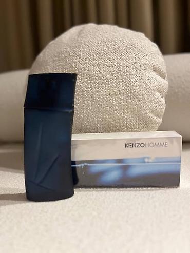 hugo: Slika prikazuje muški miris Kenzo Homme, poznat po svojoj — 4