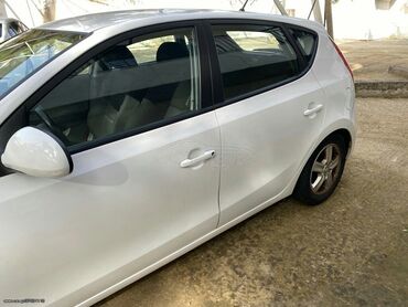 Hyundai: Hyundai i30: 1.4 l. | 2010 έ. Χάτσμπακ